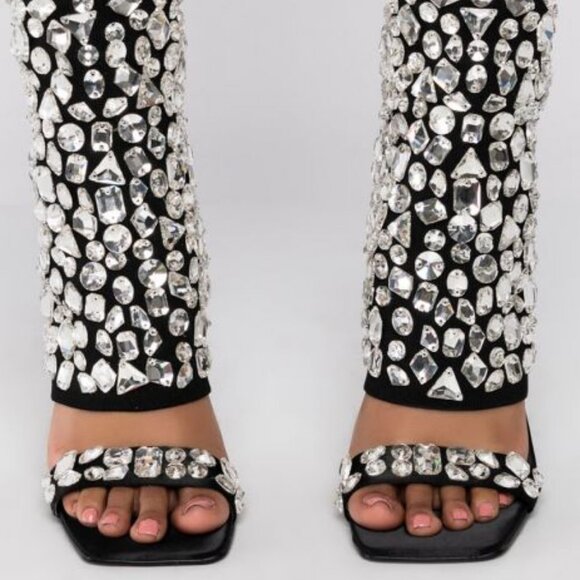 AZALEA WANG STOPPIN THE WHOLE SHOW STILETTO SANDAL IN BLACK ( BRAND NEW !!!!! - Picture 4 of 7